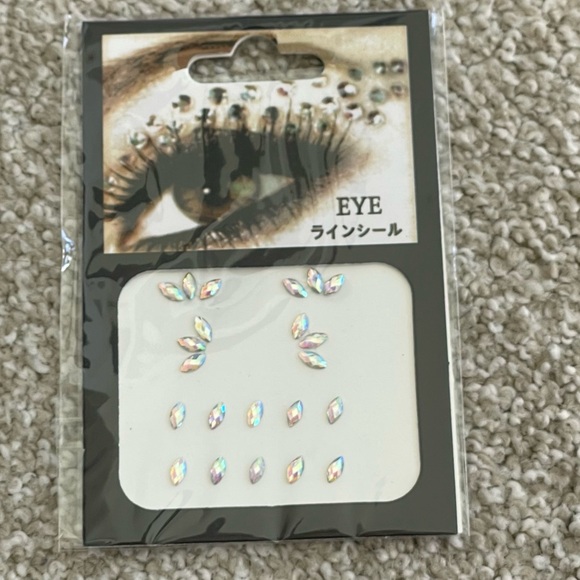 5 Sheets of Rhinestone Acrylic Face Stickers - NWT - Picture 8 of 12